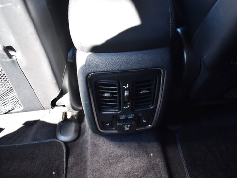 Used 2016 Dodge Durango Limited w/ Nav & Power Liftgate Group image 30