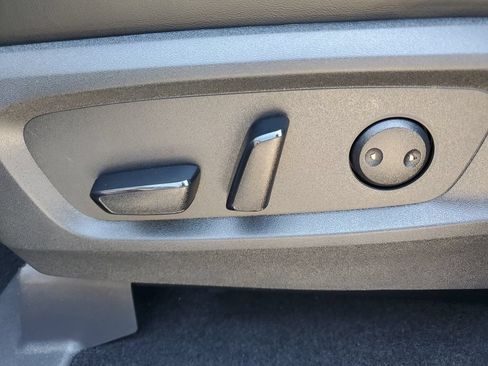 Used 2022 Nissan Pathfinder Platinum w/ Cargo Package AWD/4WD image 14
