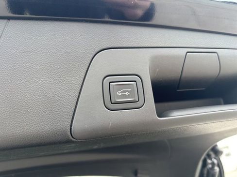 Used 2021 Buick Envision Essence w/ Sport Touring Package image 53