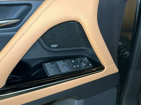 Certified 2024 Lexus LX 600 4WD w/ Premium Package image 29