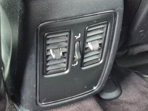 Used 2017 Jeep Grand Cherokee Laredo w/ Quick Order Package 23E image 16