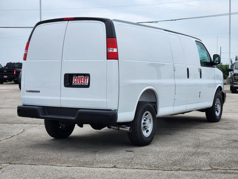 New 2026 Chevrolet Express 2500 Extended w/ Driver Convenience Package RWD image 5