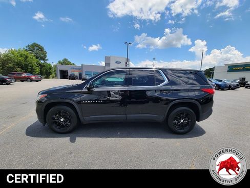 Used 2020 Chevrolet Traverse LS FWD image 2