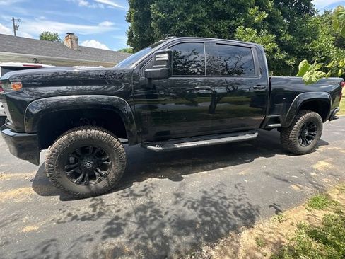 Used 2020 Chevrolet Silverado 2500 High Country w/ Technology Package AWD/4WD image 27