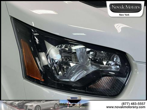 Used 2025 Ford Transit 250 Low Roof w/ Exterior Upgrade Package RWD image 10