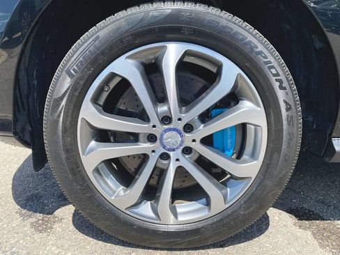 Used 2017 Mercedes-Benz GLE 550e image 13