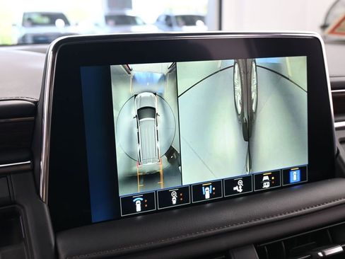 Used 2023 Chevrolet Tahoe High Country RWD image 23
