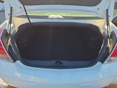 Used 2008 Saturn Aura XR w/ Premium Trim Package image 10