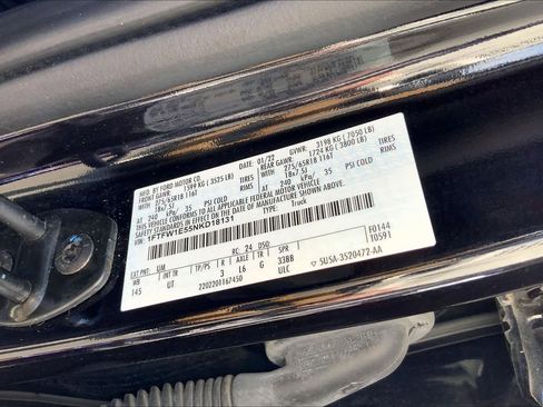 Certified 2022 Ford F150 XLT w/ Equipment Group 302A High image 32