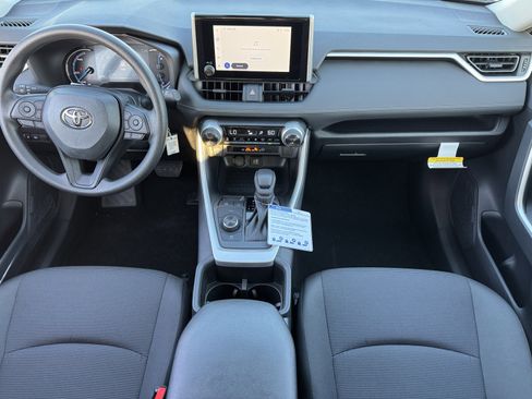 New 2025 Toyota RAV4 LE image 4