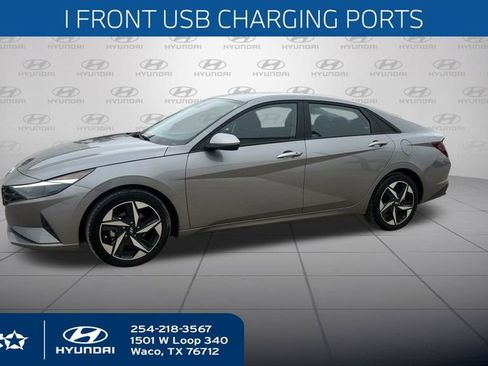 Used 2023 Hyundai Elantra SEL w/ Convenience Package image 10
