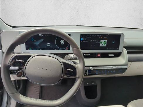 Used 2023 Hyundai Ioniq 5 SEL RWD image 18