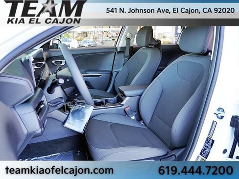 New 2026 Kia K4 FWD image 17
