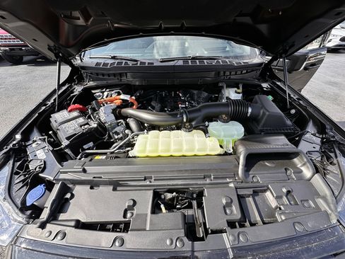 New 2026 Ford F150 Platinum w/ Equipment Group 702A High image 32