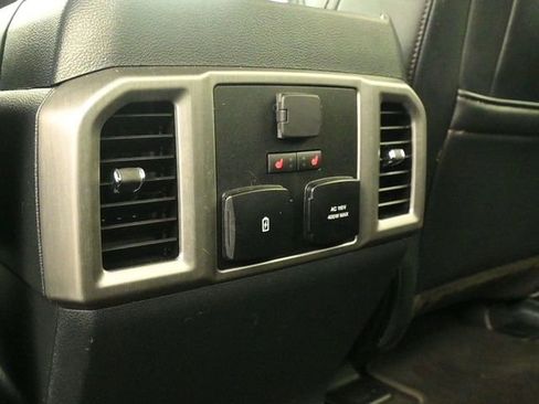 Certified 2022 Ford F250 Platinum image 12