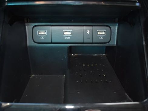 Used 2023 Kia Sorento EX AWD/4WD image 32