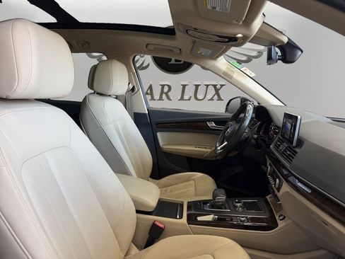 Used 2019 Audi Q5 2.0T Premium Plus w/ Premium Plus Package AWD/4WD image 14