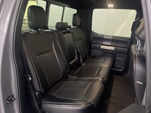 Used 2018 Ford F150 Lariat image 19