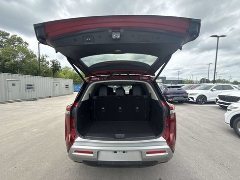 Certified 2024 Nissan Pathfinder SL w/ Black Appearance Package AWD/4WD image 22