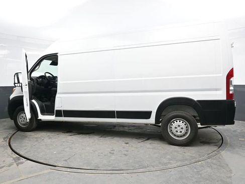 Used 2025 RAM ProMaster 2500 w/ Convenience Group FWD image 42