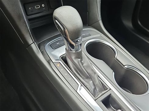 Used 2022 Chevrolet Equinox LT image 12