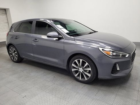 Used 2018 Hyundai Elantra GT w/ Tech Package 03 image 11