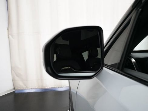 Used 2022 Rivian R1T Adventure image 15