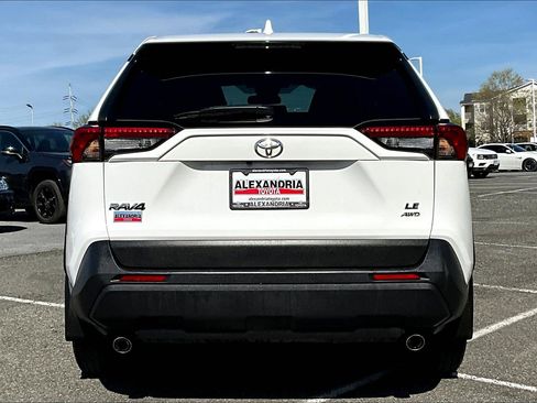 Used 2023 Toyota RAV4 LE image 4
