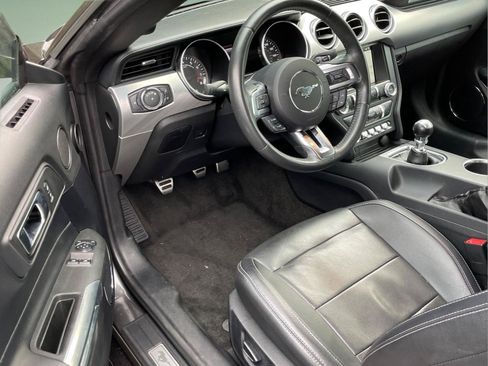 Used 2018 Ford Mustang GT Premium RWD image 13