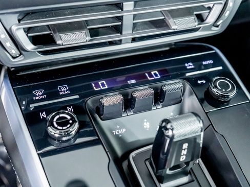 Used 2022 Porsche 911 Turbo S image 53