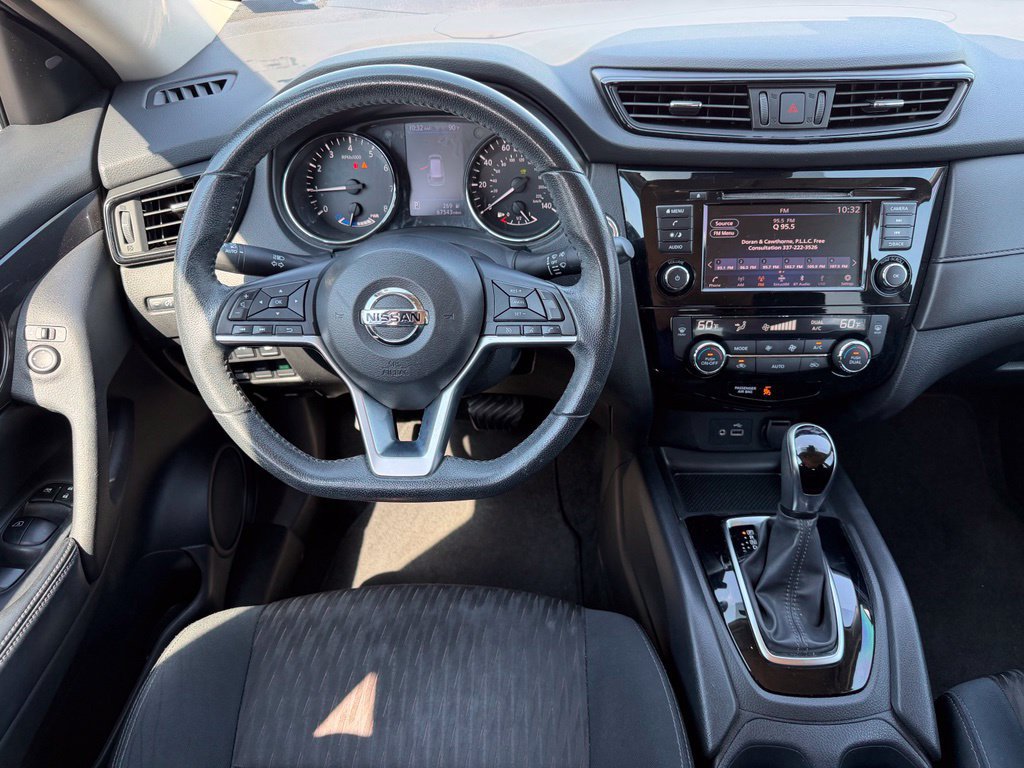 Used 2019 Nissan Rogue SV AWD/4WD image 14