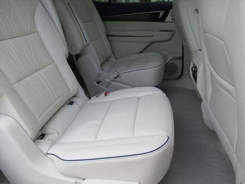 New 2026 Buick Enclave Avenir w/ Super Cruise Package image 31