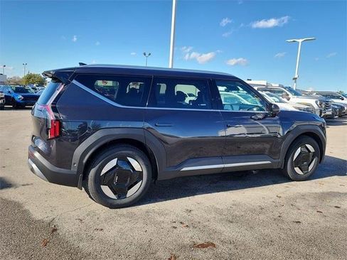 New 2026 Kia EV9 Wind image 2