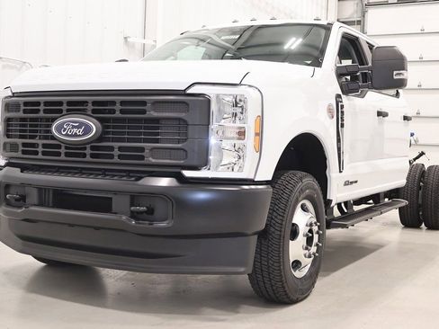 New 2026 Ford F350 XL w/ Snow Plow Prep Package image 4