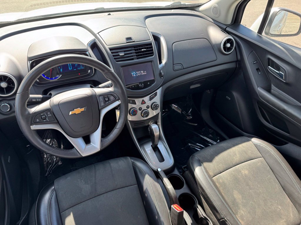 Used 2015 Chevrolet Trax LT w/ LT Sun and Sound Package FWD image 13