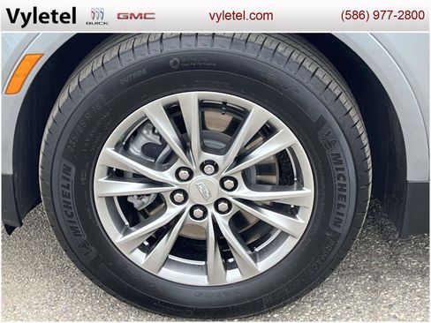 Used 2023 Cadillac XT5 Premium Luxury image 7