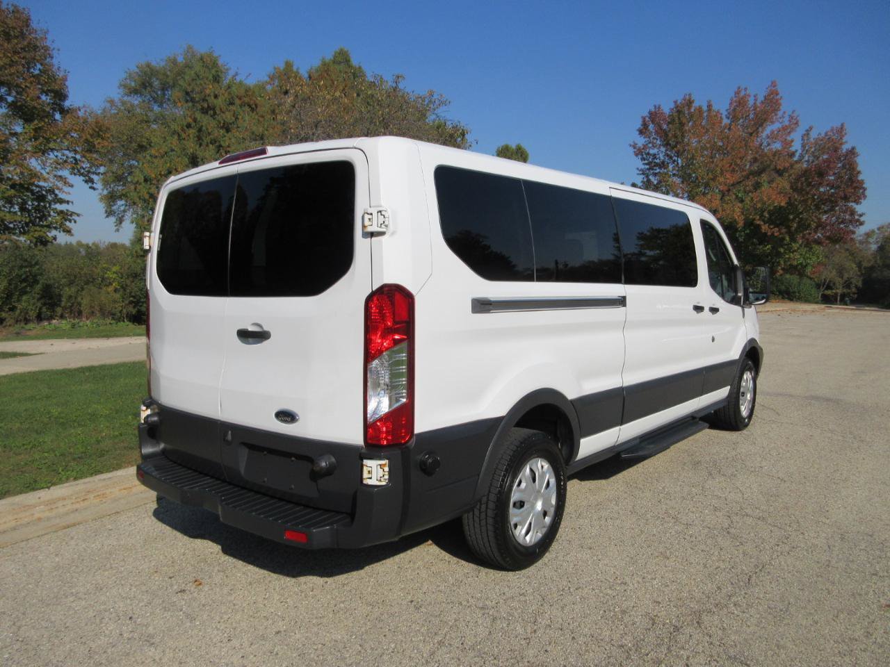 Used 2016 Ford Transit 350 XL RWD image 14