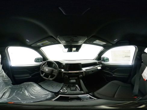 New 2025 Toyota Tacoma SR5 image 17