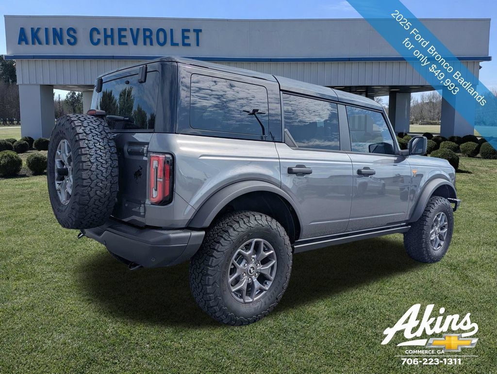 Used 2025 Ford Bronco Badlands AWD/4WD image 6