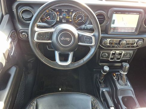 Used 2021 Jeep Wrangler Unlimited Sahara AWD/4WD image 2