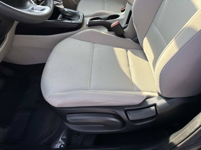 Used 2025 Kia Soul LX w/ LX Technology Package FWD image 15