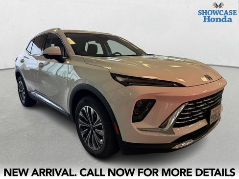 Used 2025 Buick Envision Preferred image 6