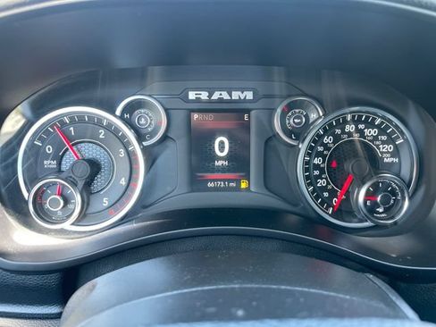 Used 2024 RAM 3500 Big Horn AWD/4WD image 9