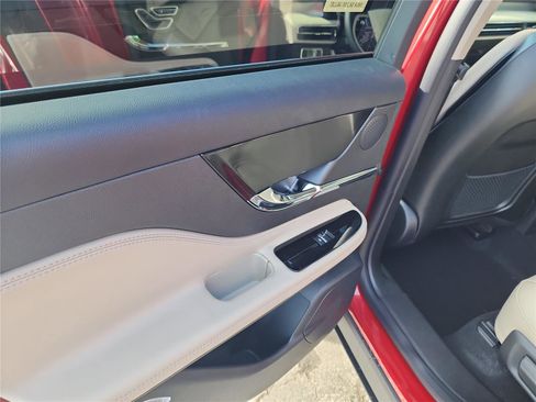 New 2026 Lincoln Corsair Premiere image 20