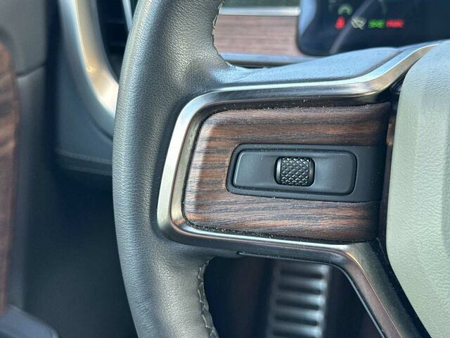 Used 2023 Rivian R1T Adventure Dual AWD/4WD image 29