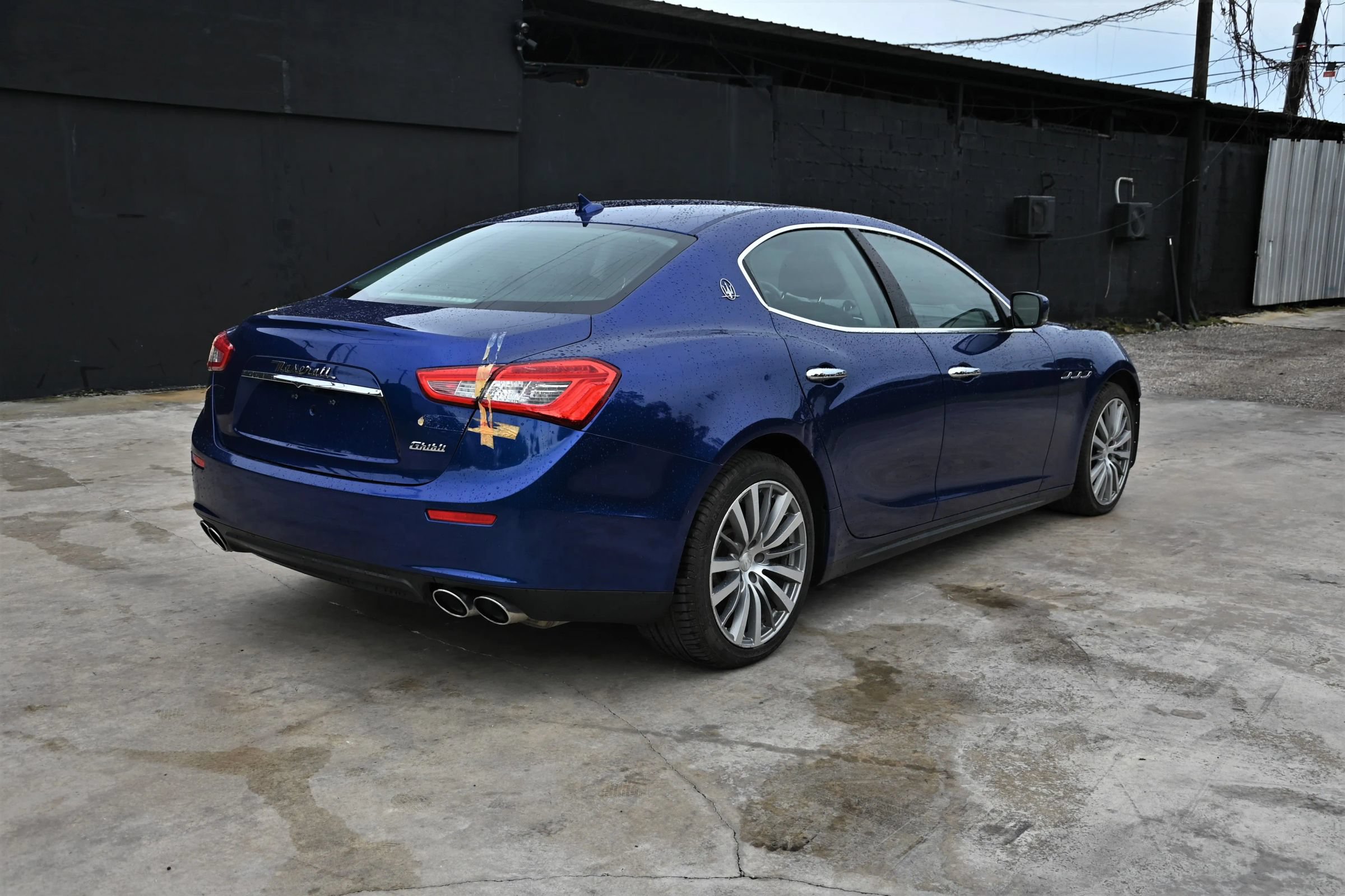 Used 2016 Maserati Ghibli RWD image 3