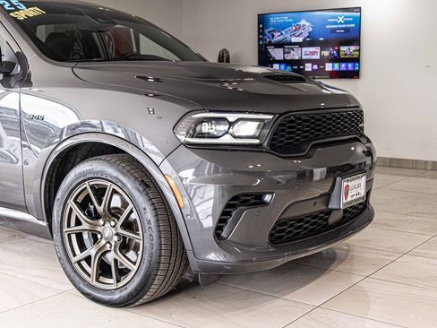 Used 2025 Dodge Durango R/T image 3
