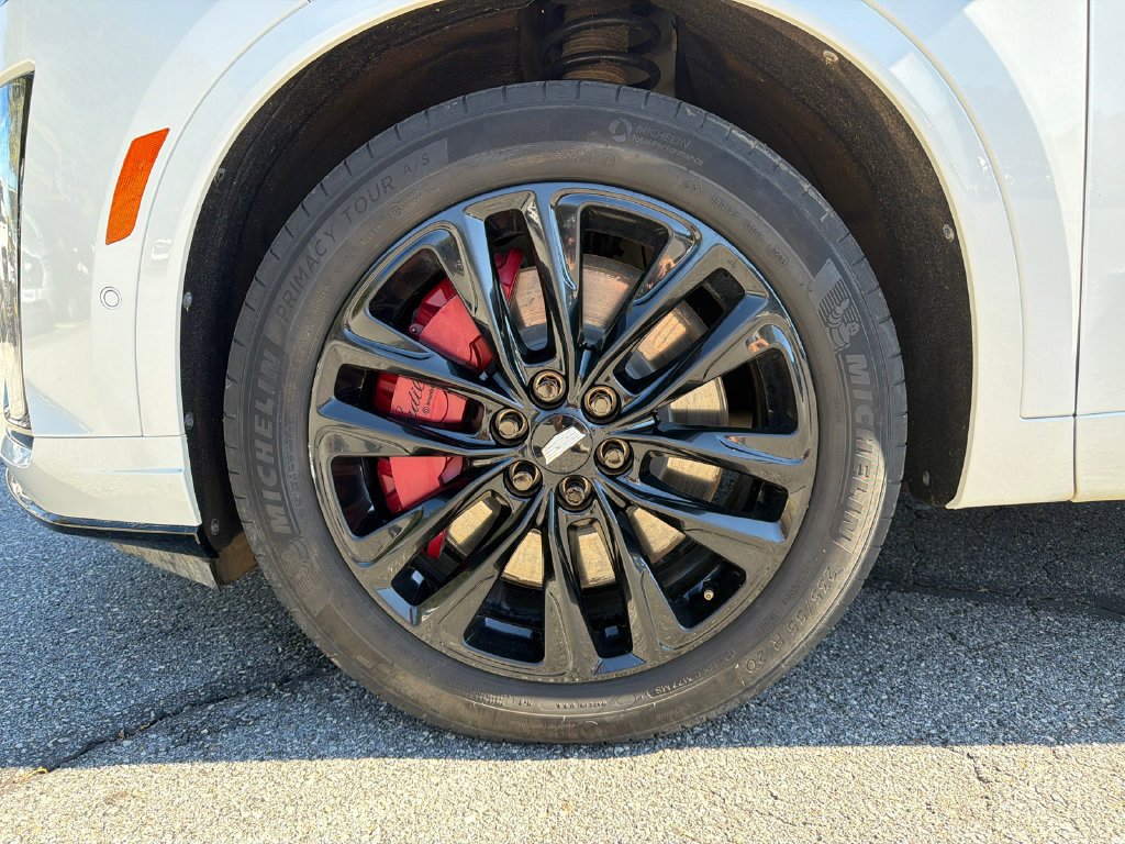 Used 2022 Cadillac XT6 Sport w/ Technology Package AWD/4WD image 11