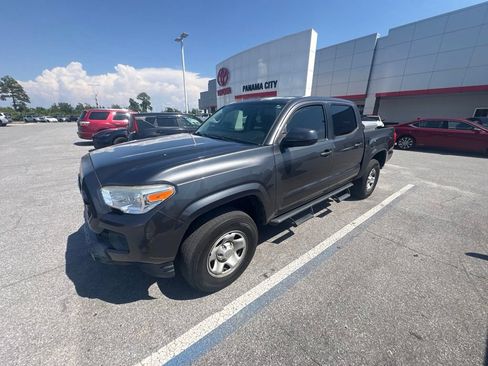 Used 2017 Toyota Tacoma SR RWD image 7