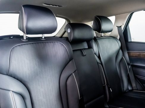 Used 2024 Genesis GV80 3.5T Advanced image 30